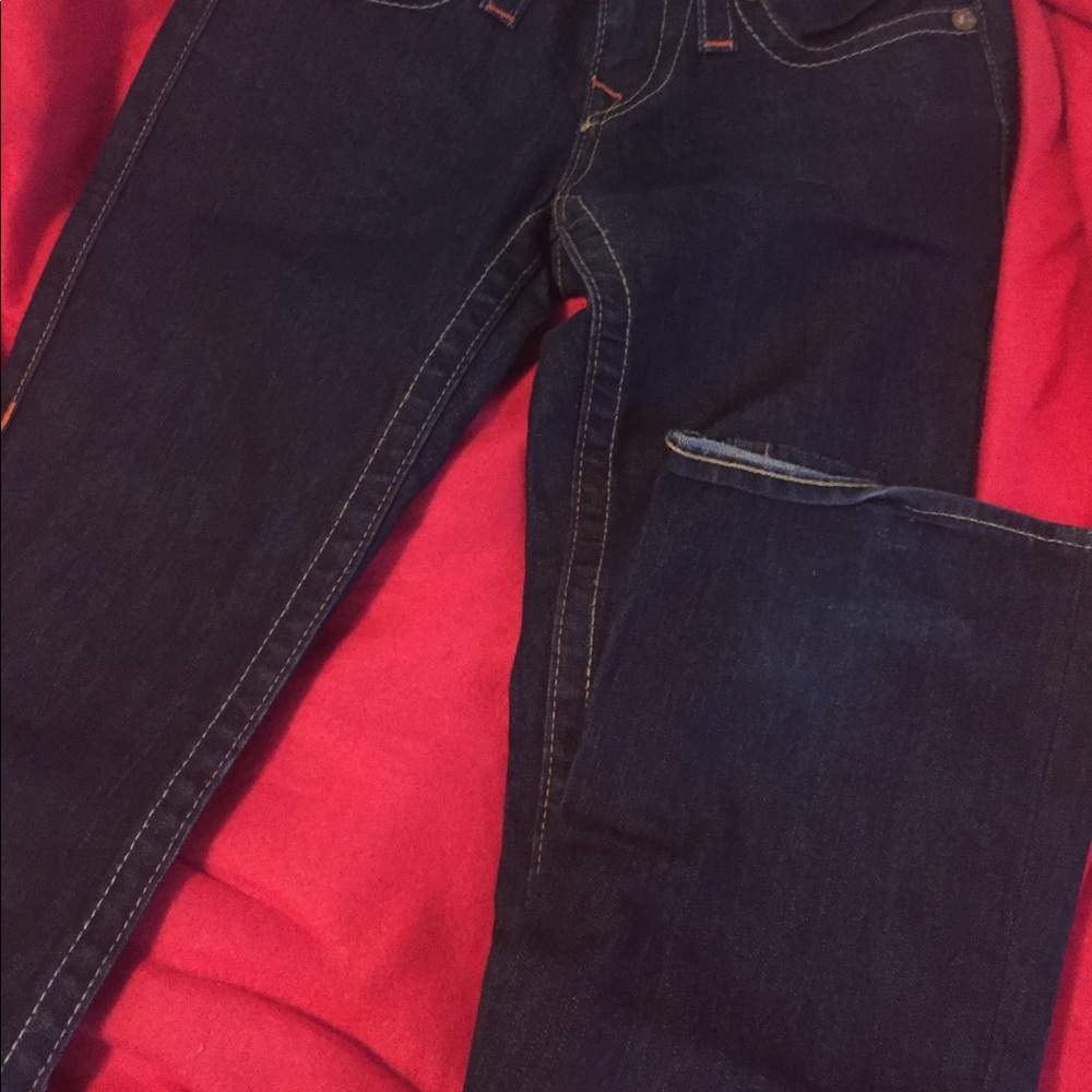 True Religion - Picture 3 of 4